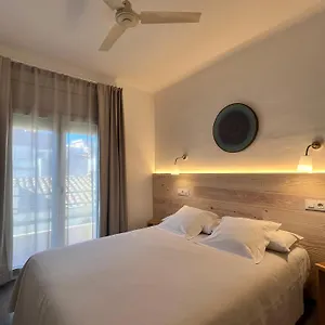 2* Hotel Rom Familiar